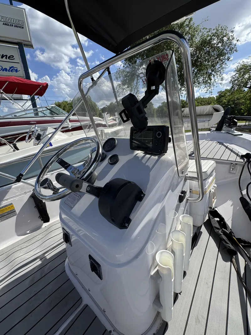 Slide: The Image of Boston Whaler 13 Dauntless 1996 - 8