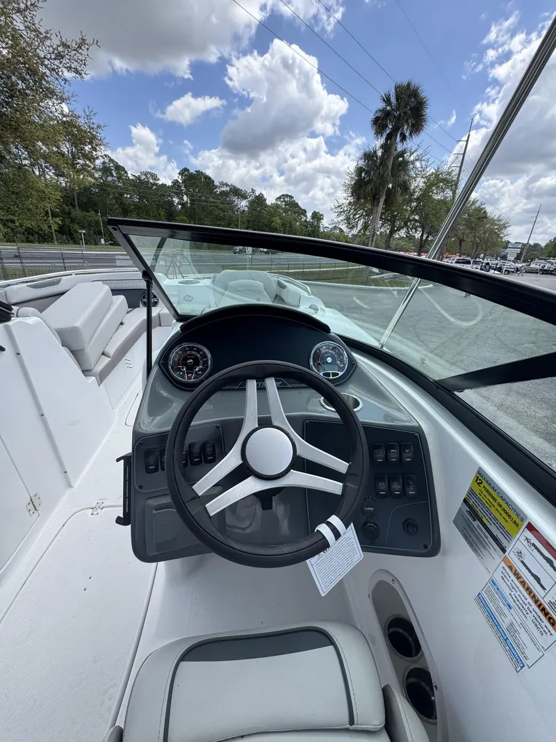 Slide: The Image of Hurricane SunDeck 2400 OB 2026 - 9