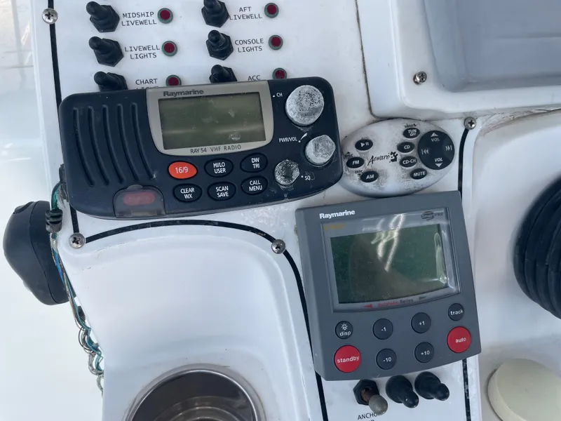Slide: The Image of Control panel of a 2006 Fountain 33 Sport Fisherman boat. - 33