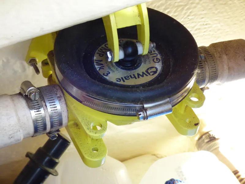 Slide: The Image of Hunter 34 1998 - 51