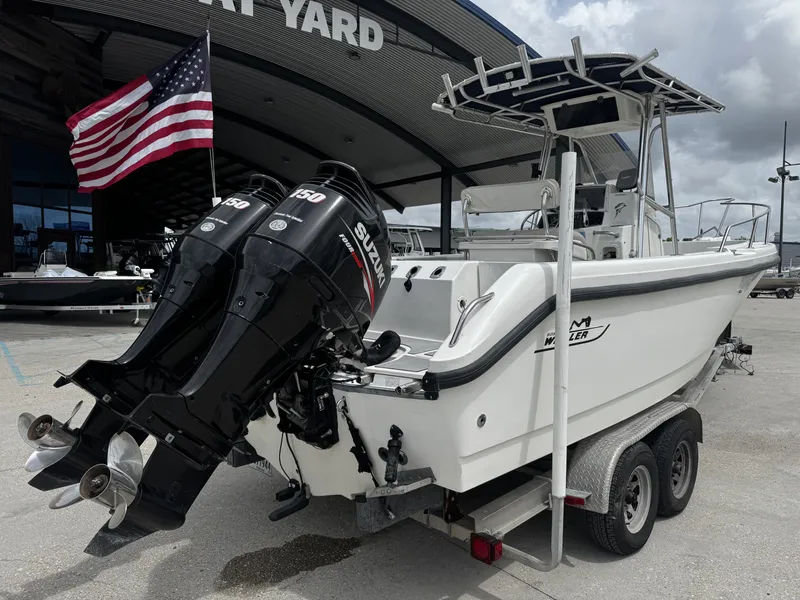 Slide: The Image of Boston Whaler 230 Outrage 2001 - 8