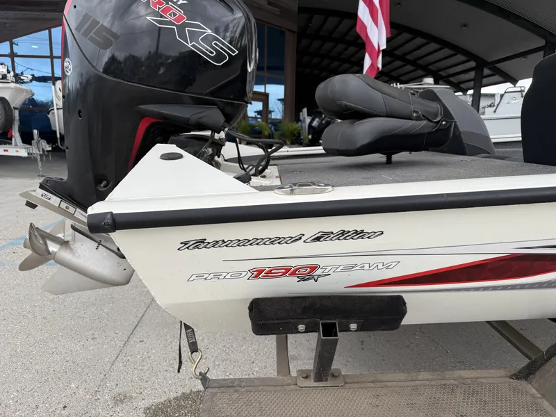 Slide: The Image of Tracker Pro Team 190 2022 - 7