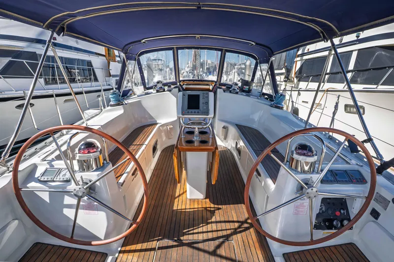 Slide: The Image of Spacious and comfortable cockpit with dual helm stations. - 20