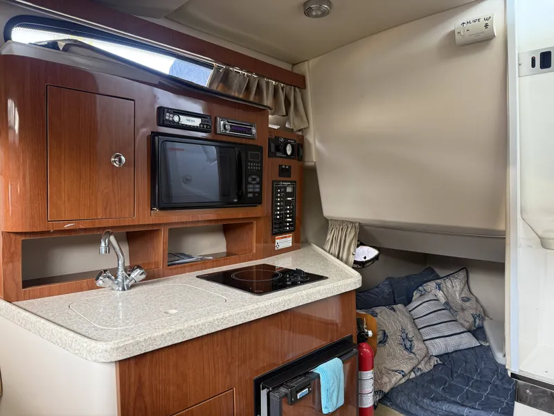 Slide: The Image of Regal 2565 Window Express 2007 - 11