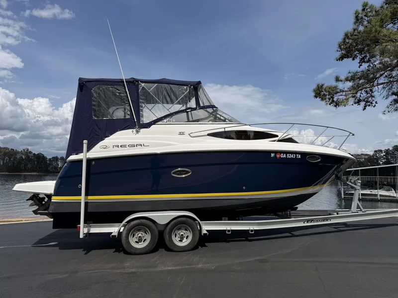 Slide: The Image of Regal 2565 Window Express 2007 - 3