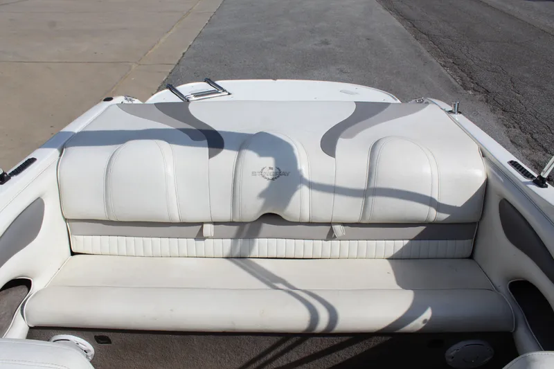 Slide: The Image of Stingray 195 LX 2012 - 13