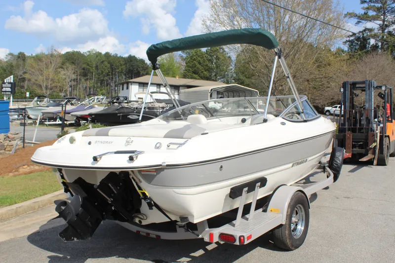 Slide: The Image of Stingray 195 LX 2012 - 7