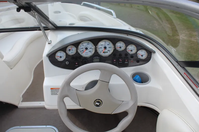 Slide: The Image of Stingray 195 LX 2013 - 9