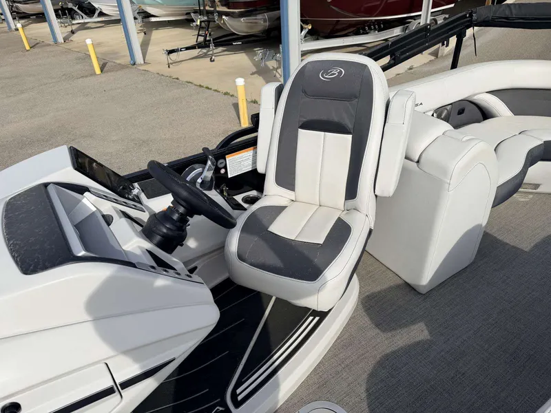 Slide: The Image of Barletta Corsa X23qc 2022 - 12