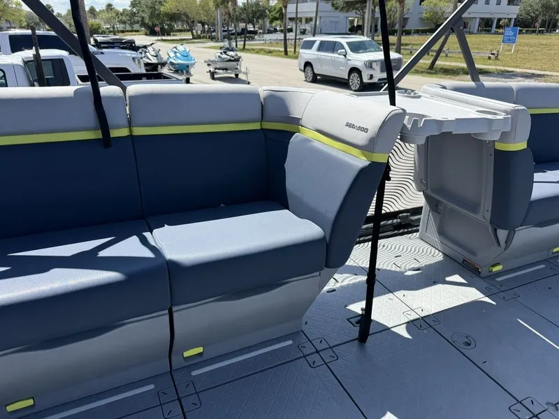 Slide: The Image of Sea-Doo Switch Cruise Limited 21 2025 - 18