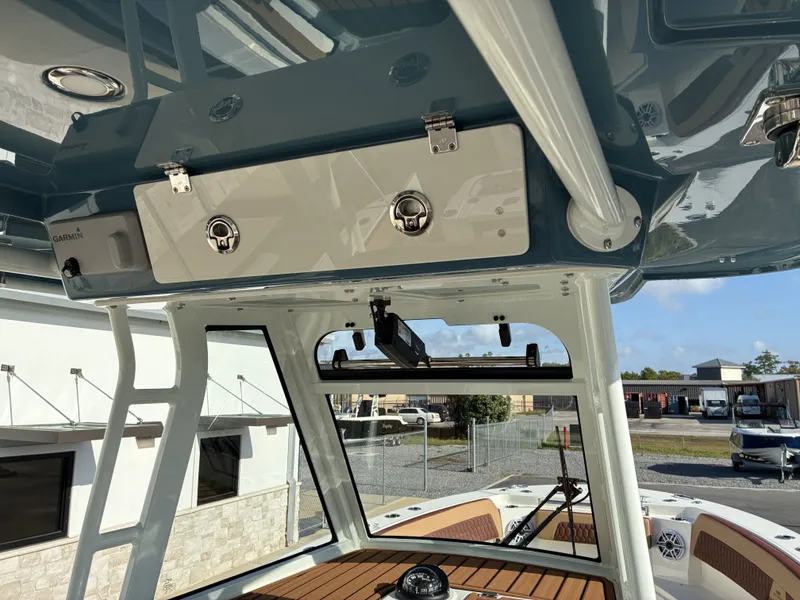 Slide: The Image of Cobia 305CC 2026 - 11