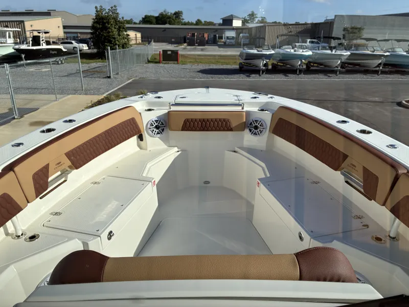 Slide: The Image of Cobia 305CC 2026 - 16