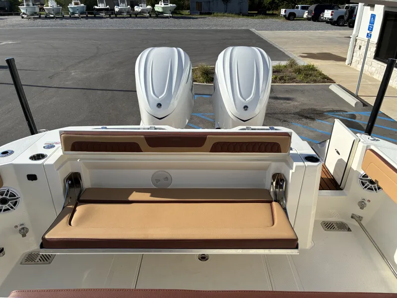 Slide: The Image of Cobia 305CC 2026 - 24