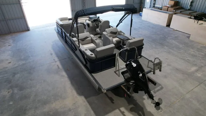 Slide: The Image of Manitou 23VP 2021 - 15