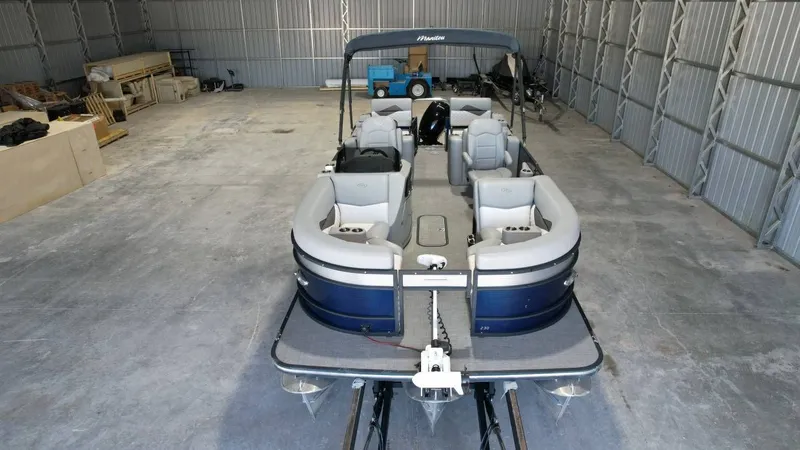 Slide: The Image of Manitou 23VP 2021 - 19