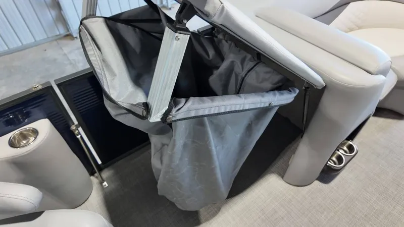 Slide: The Image of Manitou 23VP 2021 - 33