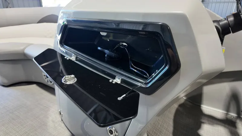 Slide: The Image of Manitou 23VP 2021 - 40