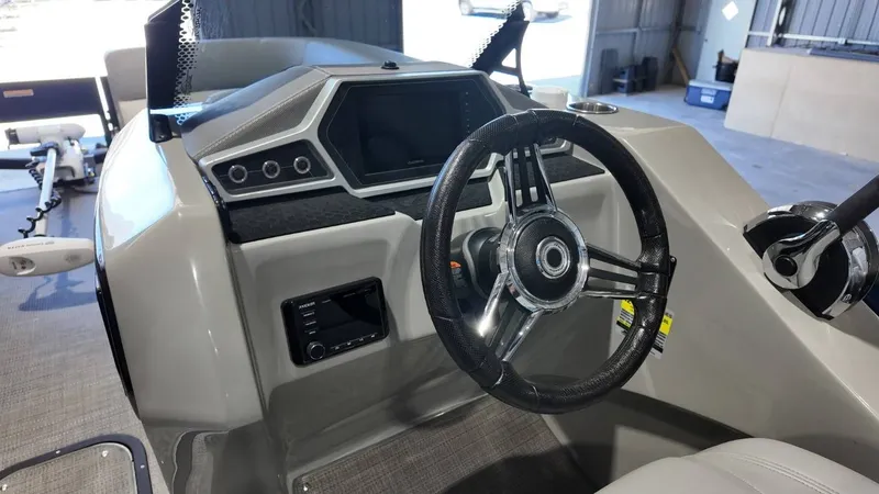 Slide: The Image of Manitou 23VP 2021 - 45