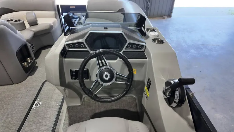 Slide: The Image of Manitou 23VP 2021 - 48