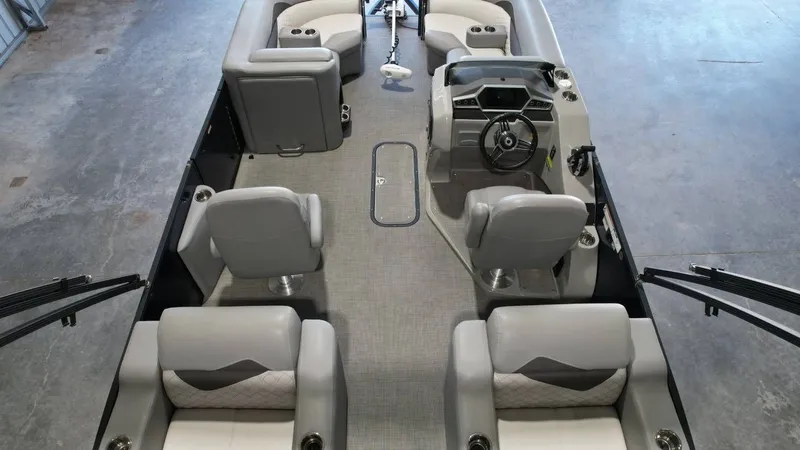 Slide: The Image of Manitou 23VP 2021 - 57