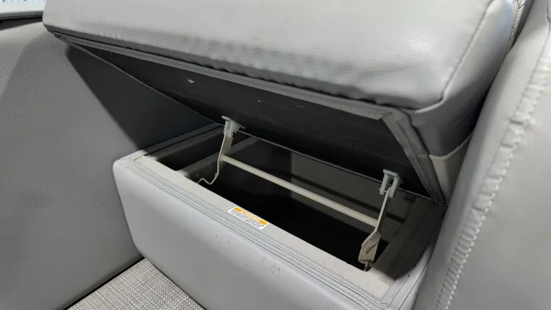 Slide: The Image of Manitou 23VP 2021 - 61