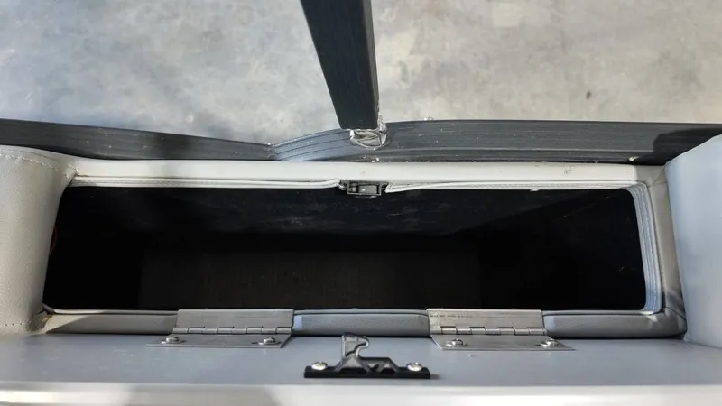 Slide: The Image of Manitou 23VP 2021 - 64