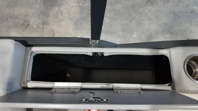 Slide: The Image of Manitou 23VP 2021 - 65