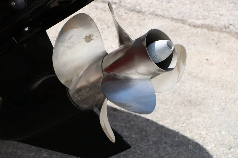 Slide: The Image of Crownline Boats 23 SS LPX 2009 - 17