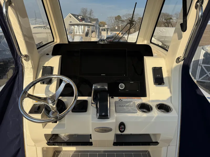 Slide: The Image of Scout 281 xss Carbon 2024 - 17