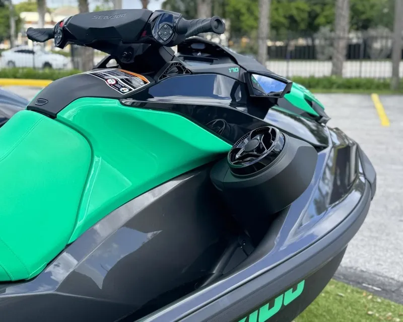 Slide: The Image of Sea-Doo GTI SE 170 2026 - 6