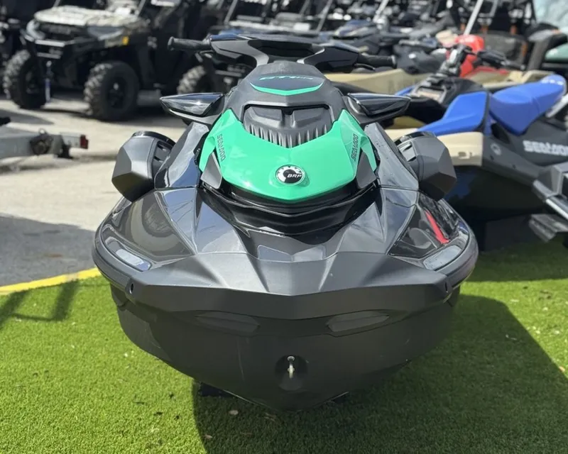 Slide: The Image of Sea-Doo GTI SE 170 2026 - 2
