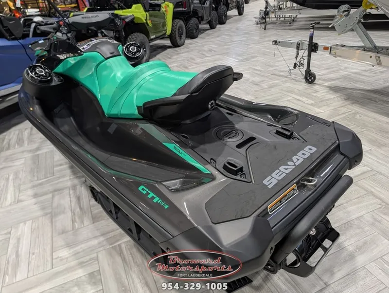 Slide: The Image of Sea-Doo GTI SE 170 2026 - 7