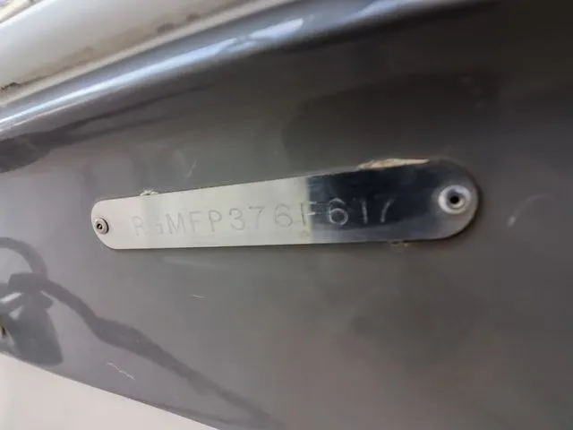 Slide: The Image of Regal 2000ES 2017 - 21