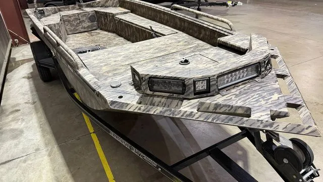 Slide: The Image of Havoc 1753 MSTC W/ Gator Tail 40XD 2024 - 7