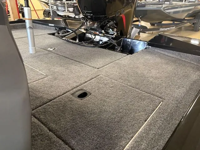 Slide: The Image of Tracker Pro Team 195 TXW 2026 - 10