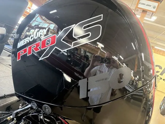 Slide: The Image of Tracker Pro Team 195 TXW 2026 - 12