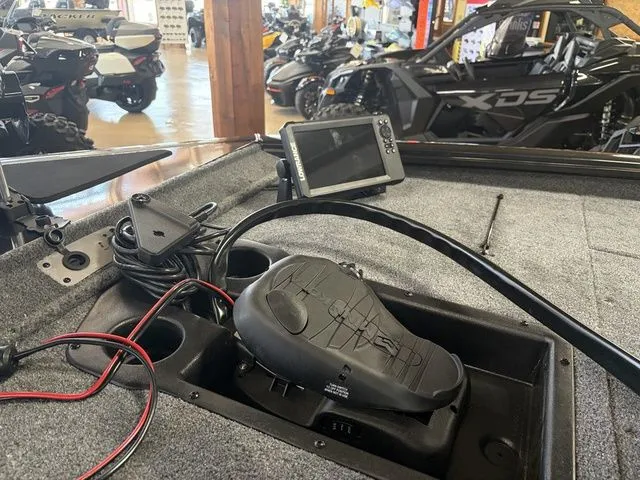 Slide: The Image of Tracker Pro Team 195 TXW 2026 - 4