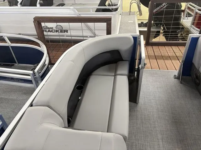 Slide: The Image of Sun Tracker PB 18 2026 - 24