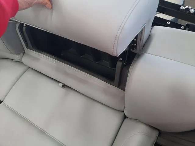 Slide: The Image of Regency 230 DL3 2026 - 28