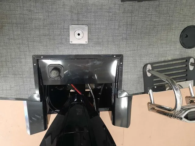 Slide: The Image of Regency 230 DL3 2026 - 39