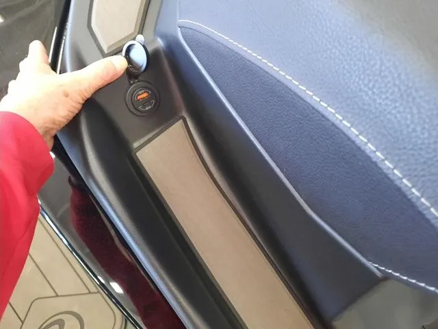 Slide: The Image of Regency 230 DL3 2026 - 7