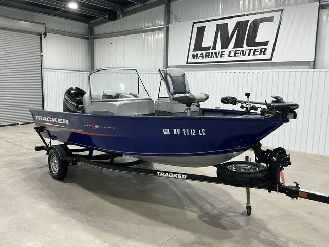 Slide: The Image of Tracker Pro Guide V-16 WT 2018 - 5