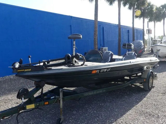 The Image of Triton Tr 20 2000 - 1