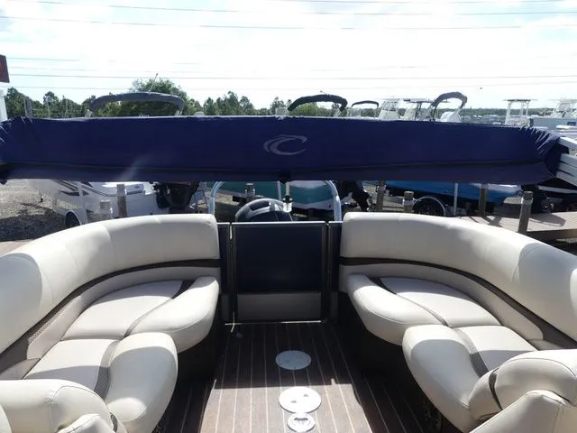 Slide: The Image of Crest Classic 23 Foot 230 2015 - 20