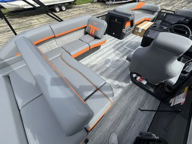 Slide: The Image of Bennington M Swingback 24 MSB 2026 - 13