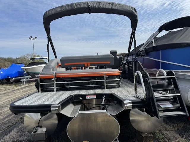 Slide: The Image of Bennington M Swingback 24 MSB 2026 - 7