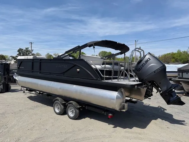 The Image of Godfrey Sweetwater 2286 SFLC Tritoon - Suzuki 150 2026 - 1