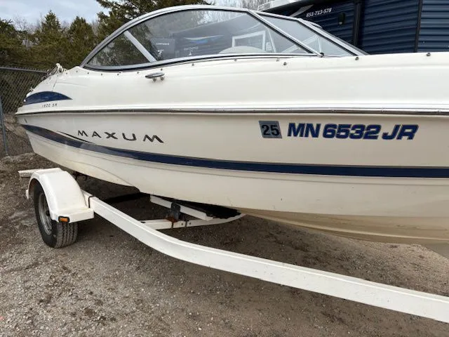 Slide: The Image of Maxum 1800 SR 2023 - 17