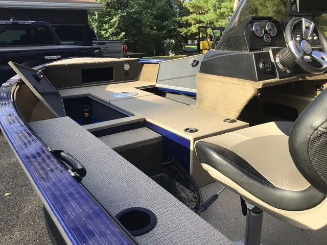 Slide: The Image of G3 Angler V178C 2025 - 6