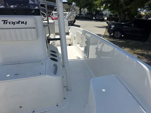 Slide: The Image of Bayliner T21BAY 2021 - 14